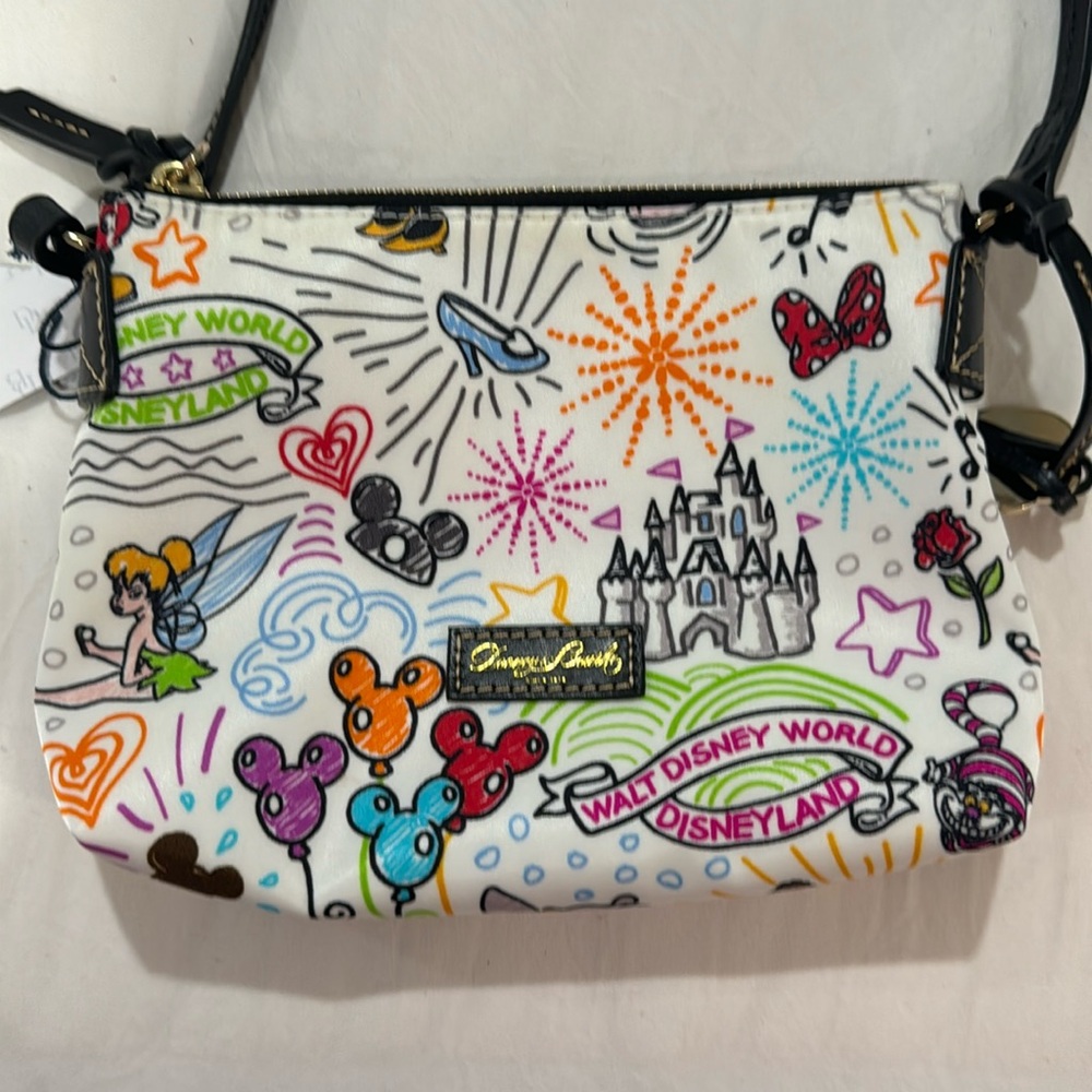 Brand new crossbody dooney Disney